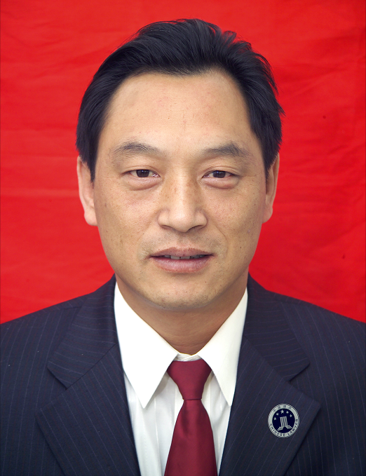 李秦彪
